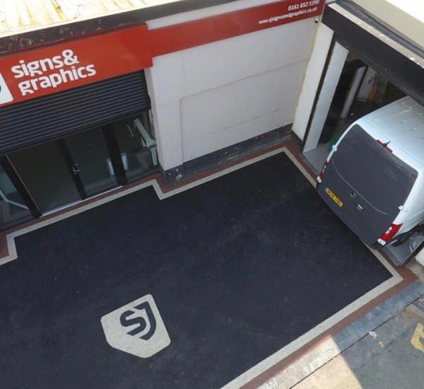 00104-Rezitt-Resin-Driveways-Manchester logo graphic driveway installation